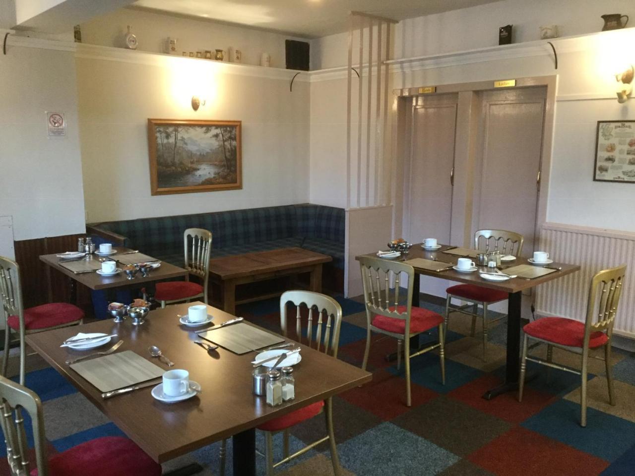 Fife Arms Guest house Dufftown Extérieur photo