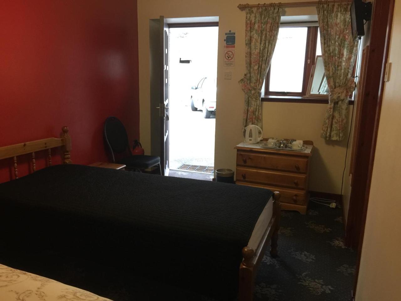 Fife Arms Guest house Dufftown Extérieur photo